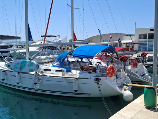 Yacht Dufour 455 Grand Large for charter in Split