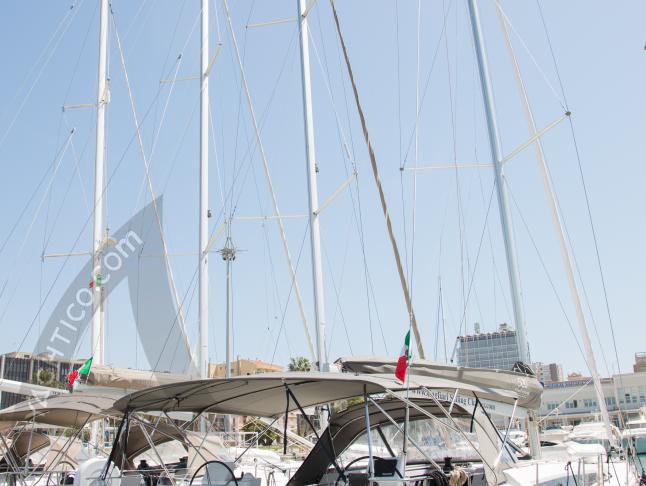 Segelyacht Dufour 520 Grand Large Yachtcharter in Marina di Sant Elmo