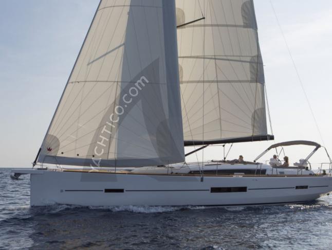 Yacht Dufour 520 Grand Large for rent in La Paz