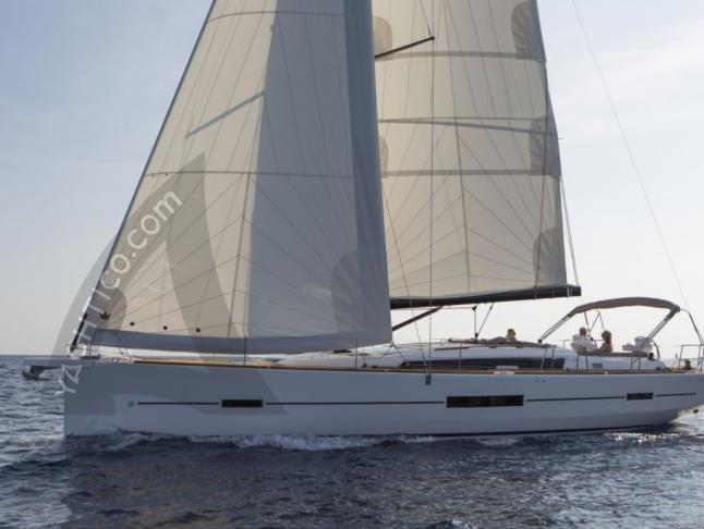Segelyacht Dufour 520 Grand Large Yachtcharter in La Paz