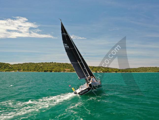 Segelyacht E4 chartern in Pirovac