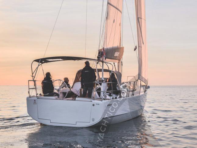 Yacht E4 for hire in Pirovac