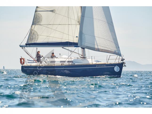 Yacht Elan 37 Yachtcharter in Vigo