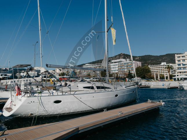 Yacht Elan 434 for hire in Kavala