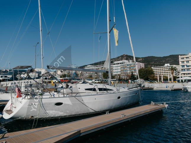 Segelyacht Elan 434 chartern in Kavala
