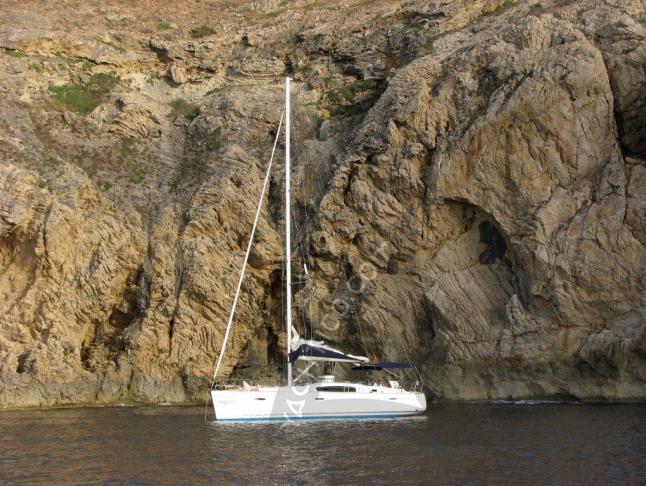 Yacht Elan 434 Impression for hire in Palma