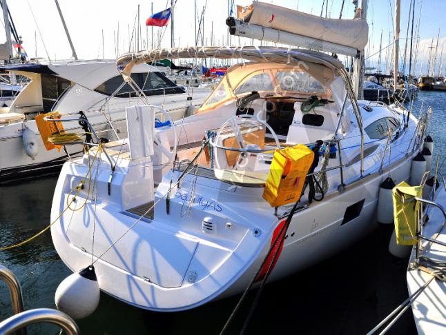Segelyacht Elan 444 Impression Yachtcharter in Izola