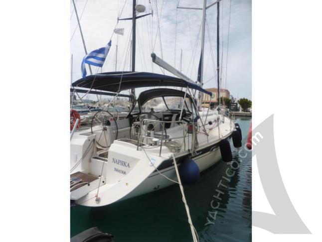 Sailing yacht Elan 45 for charter in Lefkas Marina
