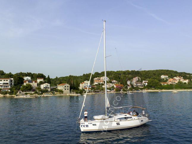 Segelyacht Elan 45 Impression Yachtcharter in Yachthafen Tribunj