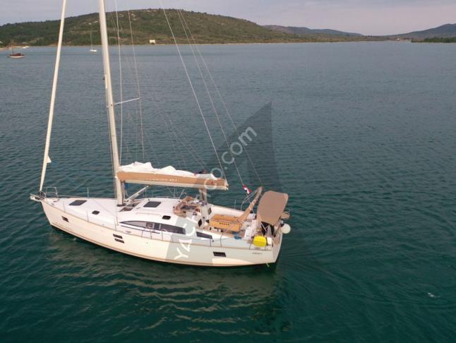 Yacht Elan 45 Impression Yachtcharter in Pirovac