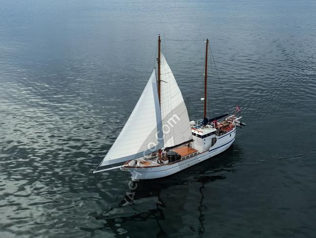 Yacht Gulet for hire in Svolvaer