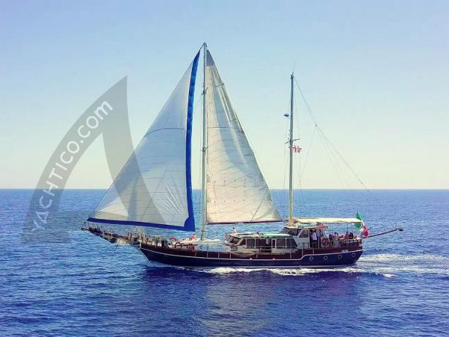 Sailboat Gulet available for charter in Puntone