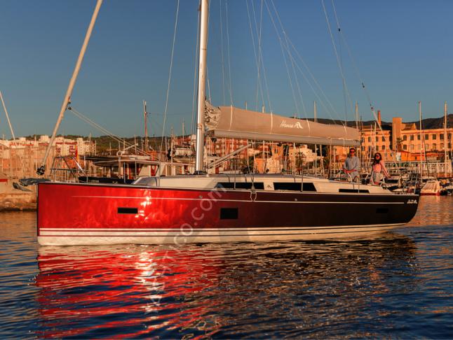 Sailing yacht Hanse 388 for rent in Biograd na Moru