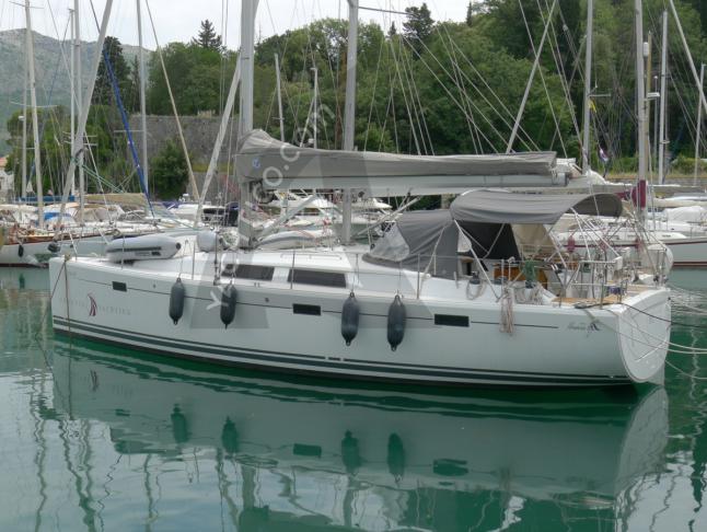Yacht Hanse 415 for hire in ACI Dubrovnik Marina