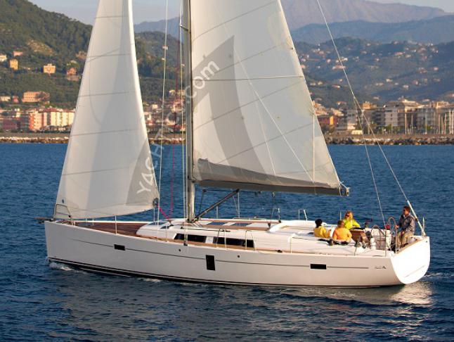 Yacht Hanse 445 Yachtcharter in Marina Kastela