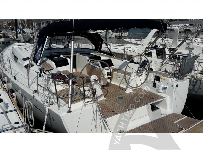 Sailing yacht Hanse 505 available for charter in Marina De Mattei Medulin