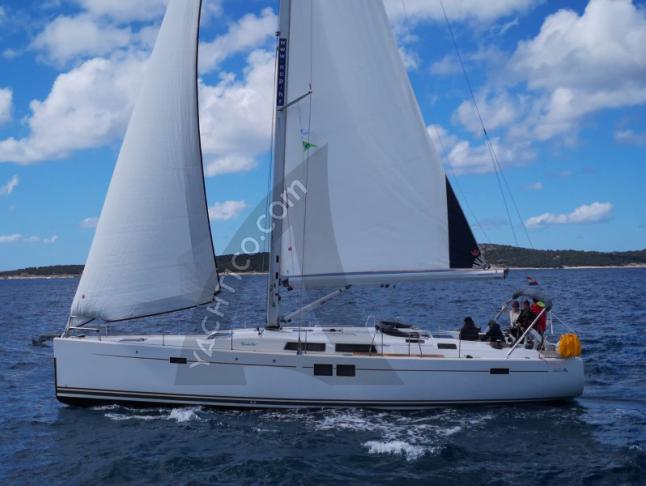 Sailboat Hanse 505 for rent in Marina Mandalina