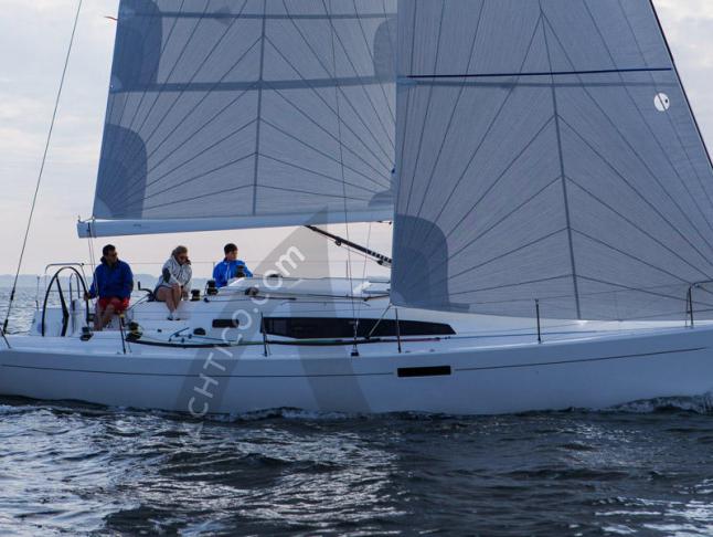 Segelyacht J 112 Yachtcharter in Marseille