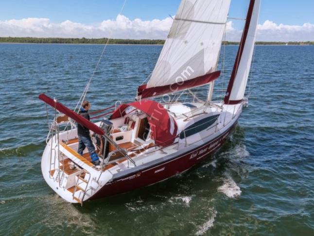 Segelyacht Maxus 33.1 RS chartern in Wilkasy Marina