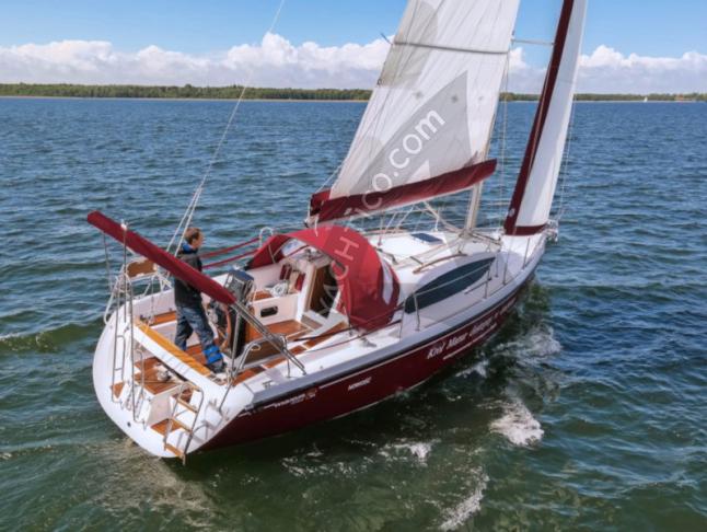 Segelyacht Maxus 33.1 RS chartern in Hafen von Keja