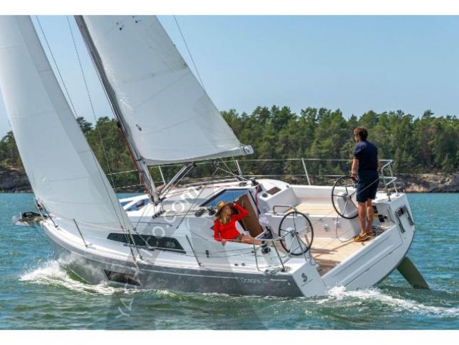 Segelboot Oceanis 30.1 chartern in Portorosa