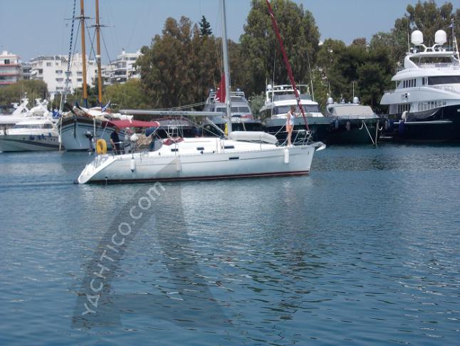 Segelyacht Oceanis 311 chartern in Marina Alimos Kalamaki