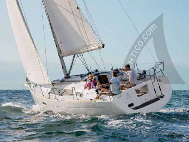 Segelyacht Oceanis 34 Yachtcharter in San Vincenzo