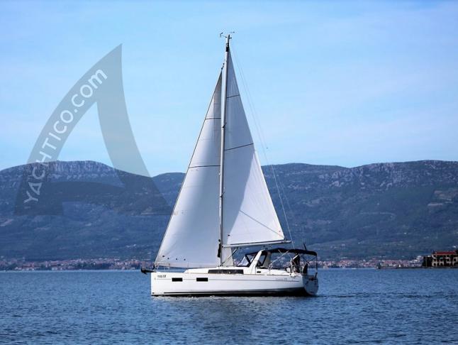 Segelboot Oceanis 35 chartern in ACI Marina Split