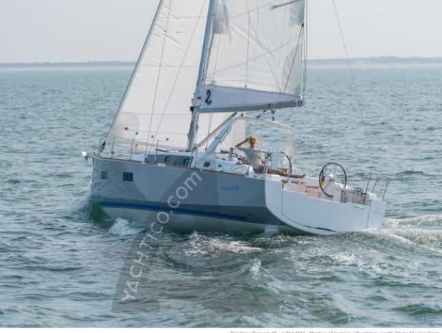 Yacht Oceanis 381 chartern in ACI Marina Dubrovnik