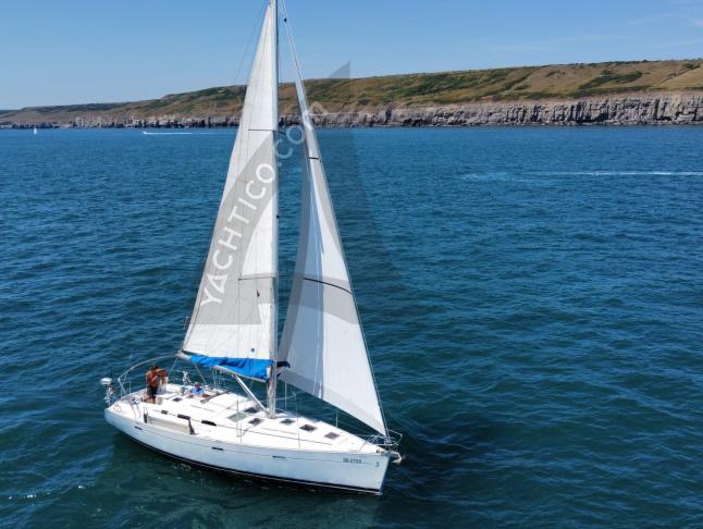 Sailboat Oceanis 393 available for charter in Poole