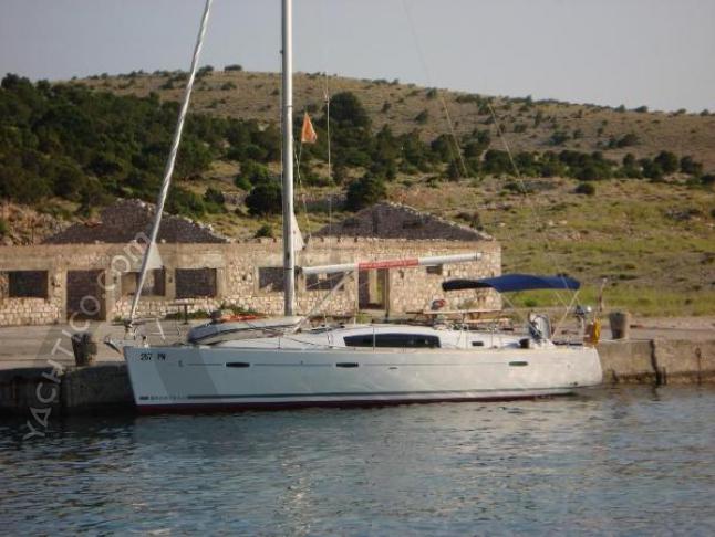 Yacht Oceanis 40 for rent in Betina