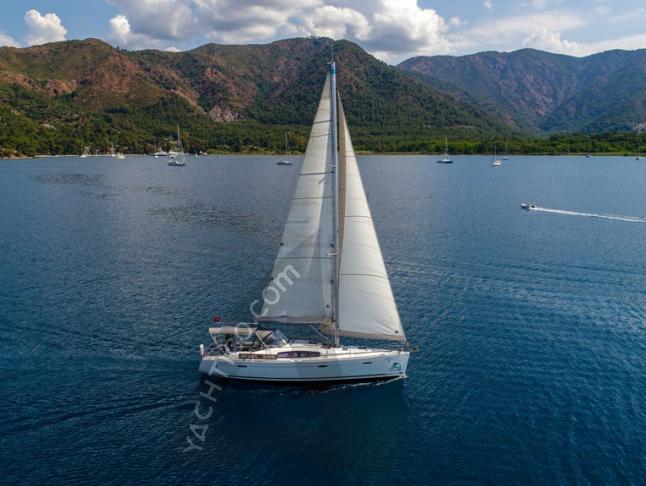 Segelyacht Oceanis 40 Yachtcharter in Adakoy Marina