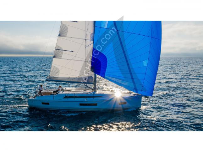 Yacht Oceanis 40 Yachtcharter in Olbia