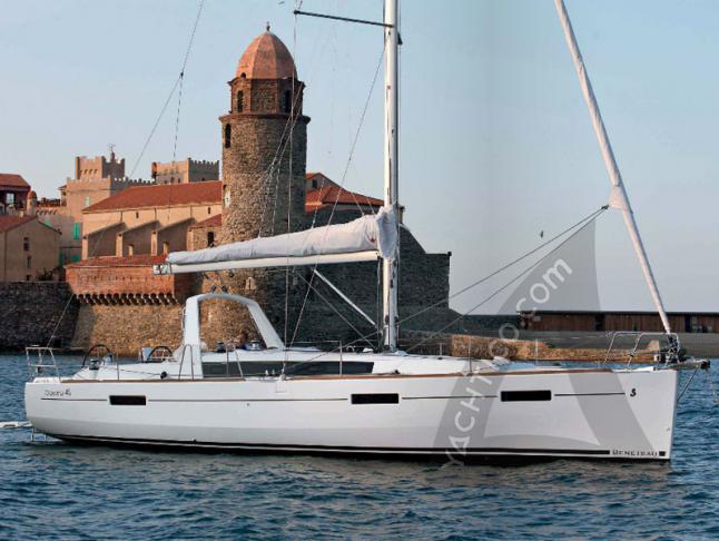 Yacht Oceanis 41 for rent in Athens