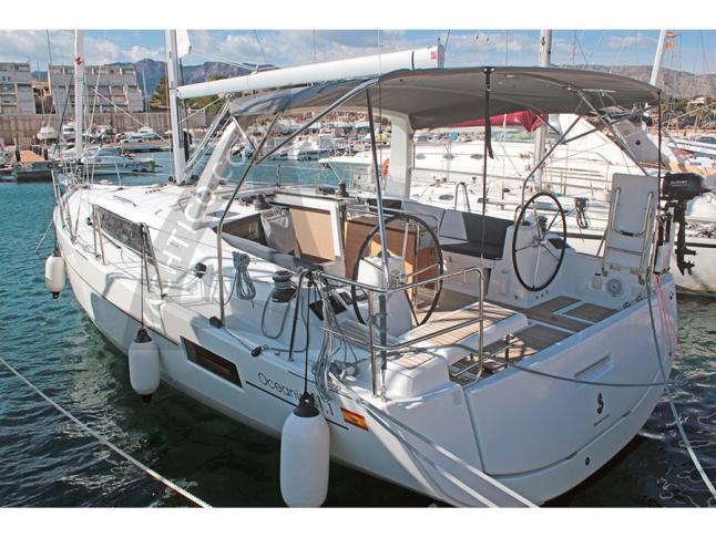 Sailing yacht Oceanis 41 for rent in Palma