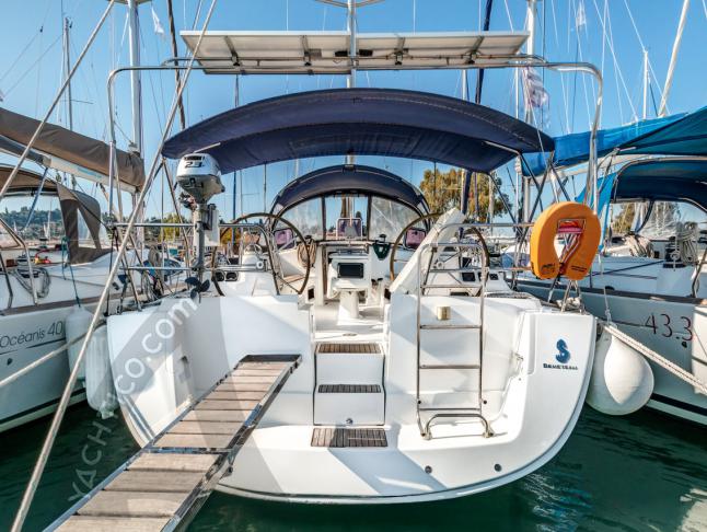 Segelyacht Oceanis 423 chartern in Palairos