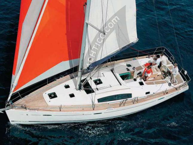 Sailing yacht Oceanis 43 for rent in Marina Kastela