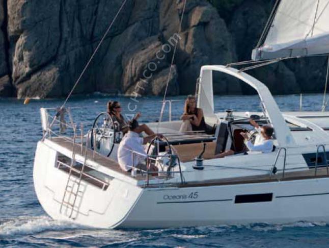 Yacht Oceanis 45 Yachtcharter in Marina Mallorca Nautica