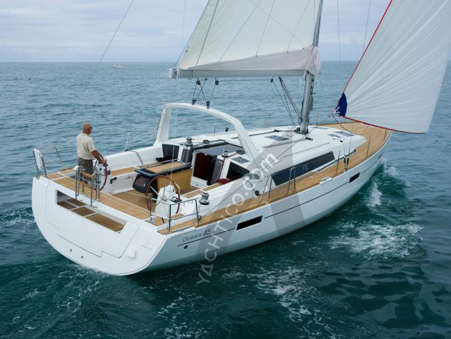 Segelyacht Oceanis 45 chartern in Marina di Olbia