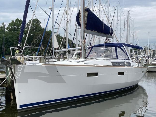 Sailboat Oceanis 45 available for charter in Annapolis