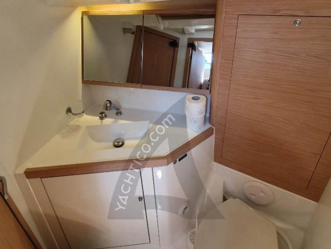 Segelyacht Oceanis 46.1 chartern in Komolac