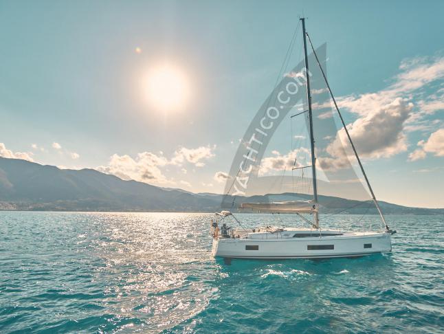 Yacht Oceanis 46.1 for hire in Preveza