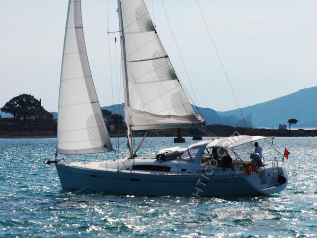 Sailing yacht Oceanis 50 for rent in Adakoy