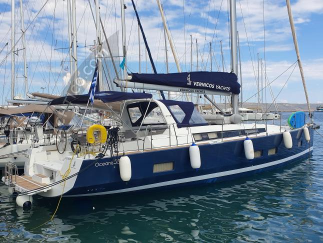 Yacht Oceanis 55 available for charter in Lavrio