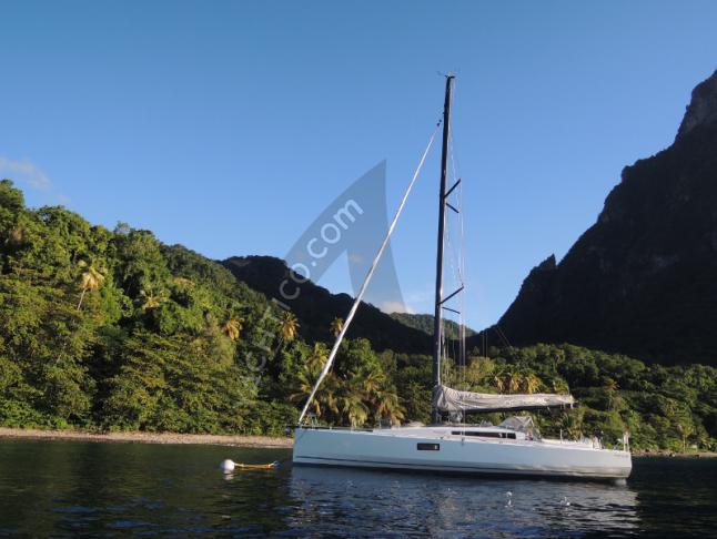 Yacht Pogo 12.50 for hire in La Rochelle