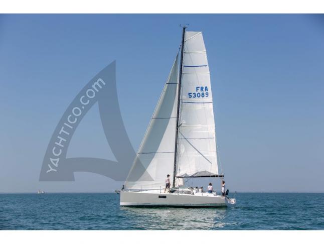 Sailing yacht Pogo 36 for rent in Port des Minimes