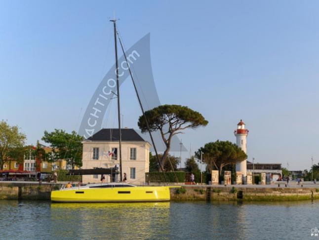 Segelyacht RM 11.80 Yachtcharter in Pointe a Pitre