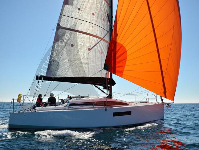 Sailing boat RM 9.70 for rent in Bormes les Mimosas