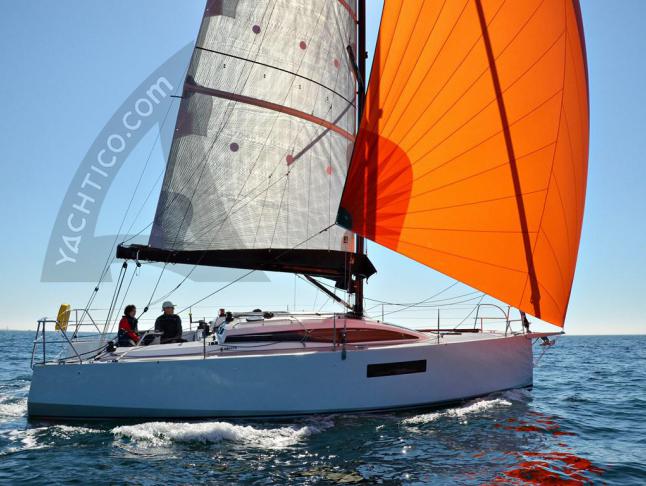 Yacht RM 9.70 chartern in Bormes les Mimosas