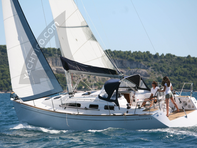 Yacht Salona 37 - Sailboat Charter Amalfi